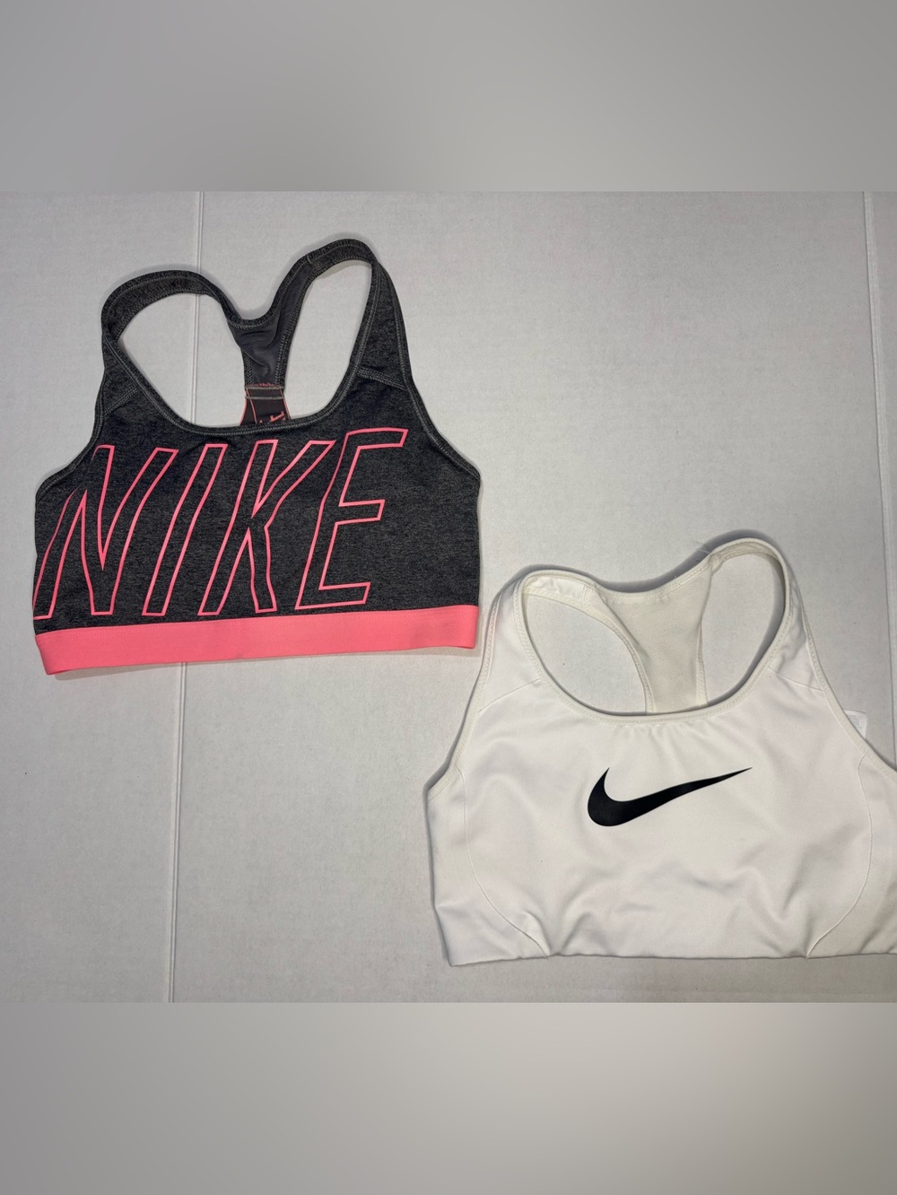 2 Nike Women's Sports Bra Size M